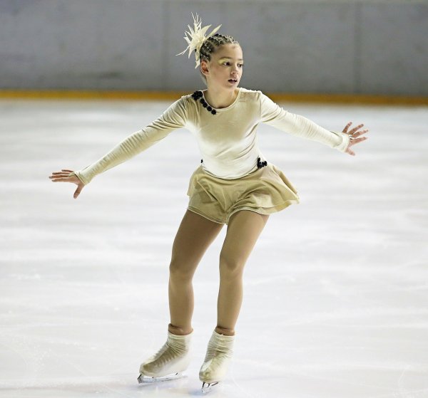 figure-skater-266512_1280